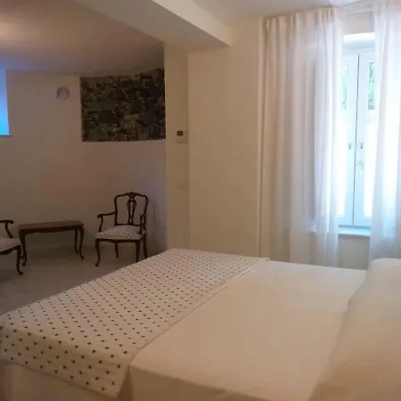 Mimosa 2 - Trilocale A 50 Mt Dal Mare Appartement
